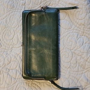 Beautiful green HOBO wallet/clutch EUC